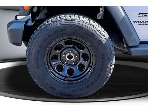 Used 2015 Jeep Wrangler Unlimited Sport w/ Trailer Tow Group image 9