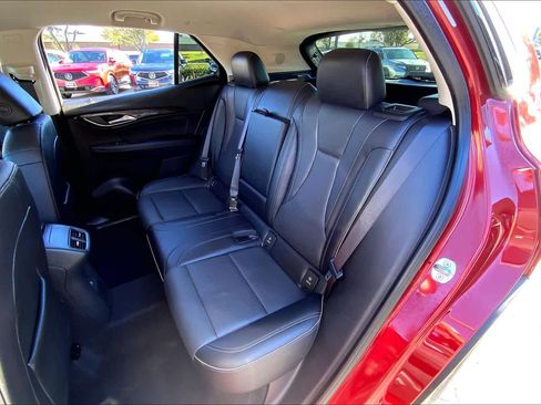 Used 2023 Buick Envision Essence image 19