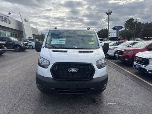 New 2026 Ford Transit 250 Low Roof RWD image 2