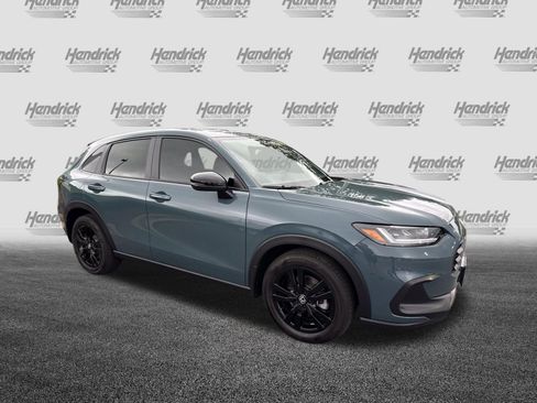 Used 2026 Honda HR-V Sport image 2