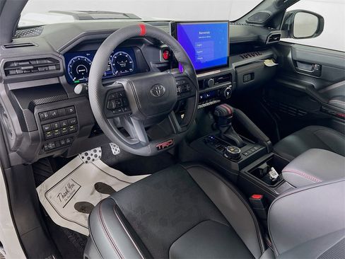 Used 2025 Toyota Tacoma TRD Pro image 10