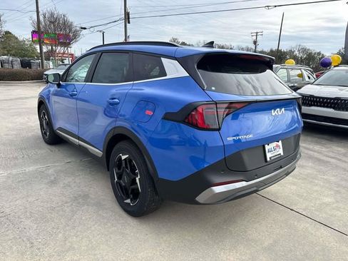 New 2026 Kia Sportage EX w/ EX Panorama Roof Package FWD image 7