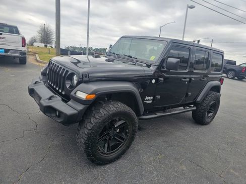 Used 2020 Jeep Wrangler Unlimited Sport S image 4