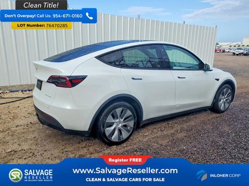 Used 2023 Tesla Model Y AWD image 4