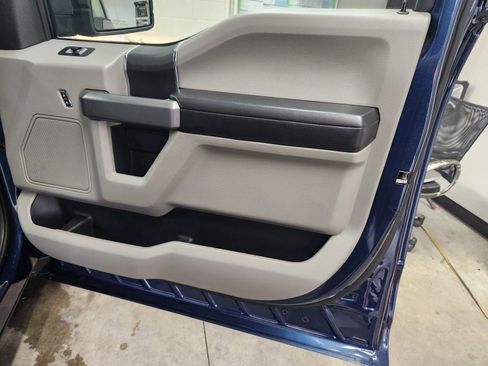 Used 2017 Ford F150 XLT RWD image 51