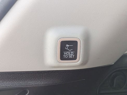 Used 2024 Jeep Grand Cherokee Limited 4xe AWD/4WD image 13