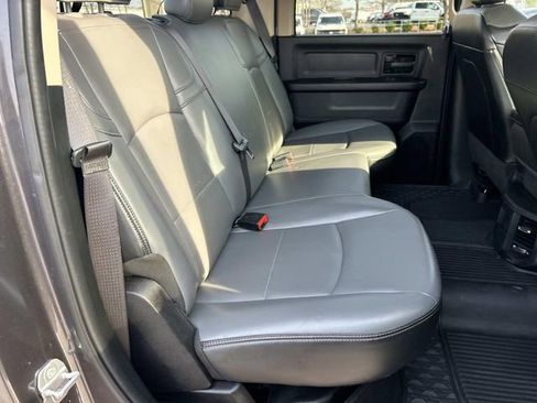 Used 2020 RAM 2500 Tradesman w/ Chrome Appearance Group image 25