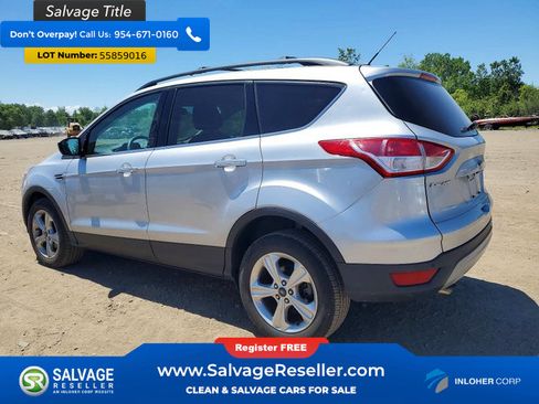 Used 2016 Ford Escape SE w/ Equipment Group 201A FWD image 3