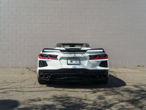 Used 2023 Chevrolet Corvette Stingray Premium Conv w/ Z51 Performance Package RWD image 6