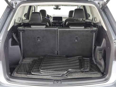 Used 2024 Volkswagen Atlas SEL Premium R-Line AWD/4WD image 21