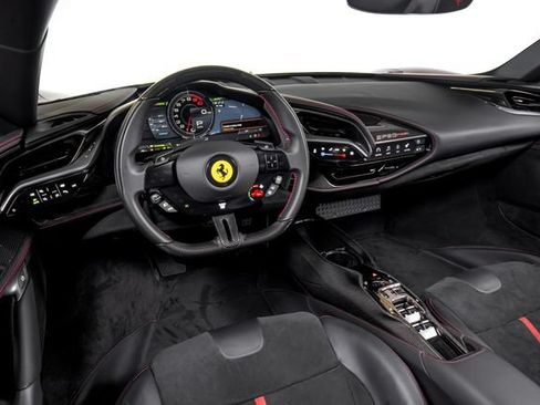 Used 2023 Ferrari SF90 Spider AWD/4WD image 5
