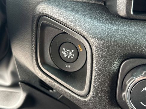 New 2026 Jeep Gladiator Sport image 28