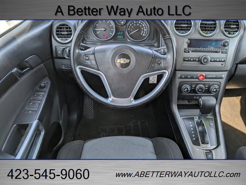 Used 2014 Chevrolet Captiva Sport LT FWD image 8