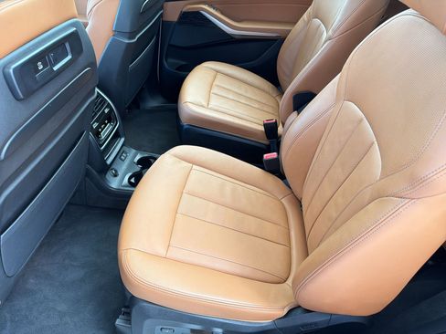 Used 2022 BMW X7 xDrive40i w/ M Sport Package AWD/4WD image 27