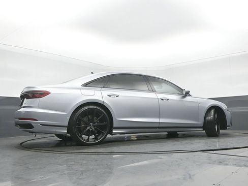 Used 2022 Audi A8 L 3.0T image 31