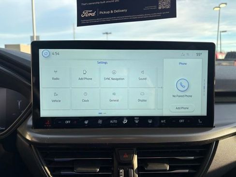 New 2026 Ford Escape SE w/ Class II Trailer Tow Package image 18