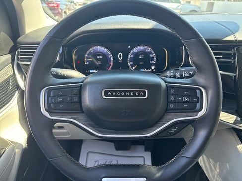 Used 2022 Jeep Wagoneer Series III w/ Convenience Group I image 36