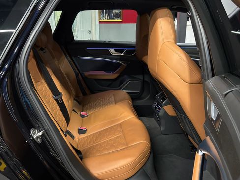 Used 2021 Audi RS 6 image 24