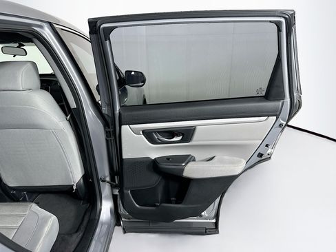 Used 2018 Honda CR-V LX image 27