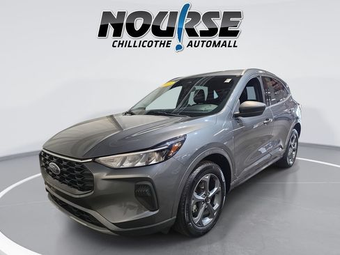 Used 2023 Ford Escape ST-Line AWD/4WD image 1