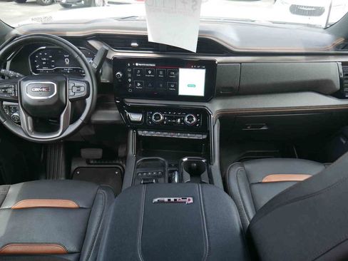 Used 2025 GMC Sierra 3500 AT4 w/ AT4 Premium Plus Package AWD/4WD image 5