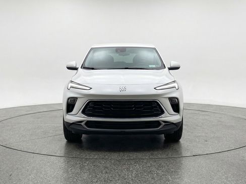 Used 2025 Buick Encore GX Preferred image 2