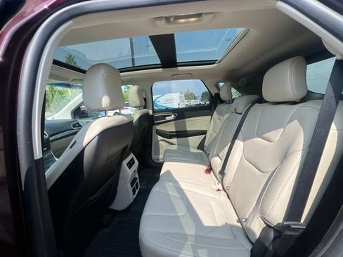 Used 2020 Ford Edge Titanium w/ Equipment Group 301A AWD/4WD image 16