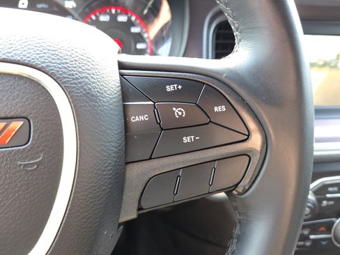 Used 2018 Dodge Charger SXT w/ Blacktop Package RWD image 27