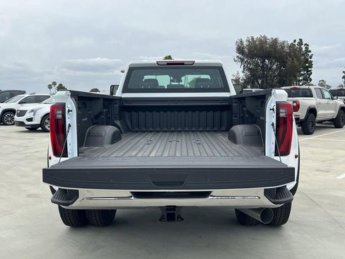 New 2026 GMC Sierra 3500 Pro AWD/4WD image 26