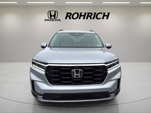 Used 2023 Honda Pilot Elite image 2