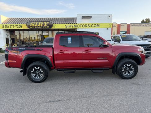 Used 2019 Toyota Tacoma TRD Off-Road w/ Technology Package image 2