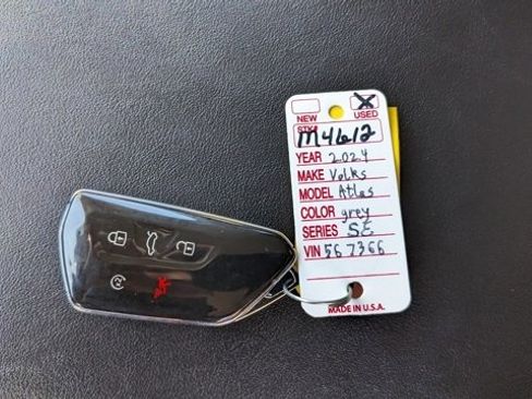 Used 2024 Volkswagen Atlas SE image 47