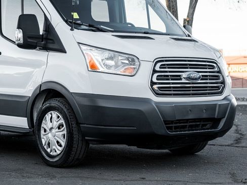 Used 2017 Ford Transit 150 XLT image 7