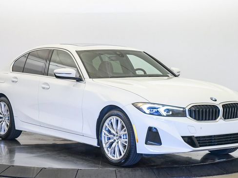 Certified 2023 BMW 330i Sedan w/ Driving Assistance Package RWD image 6