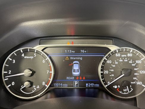 Used 2023 Nissan Altima 2.5 SV AWD/4WD image 15