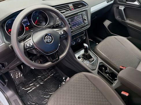 Used 2018 Volkswagen Tiguan S FWD image 7