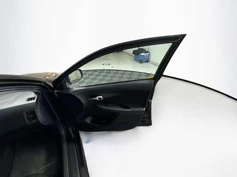 Used 2009 Toyota Corolla S image 29