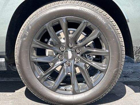 Used 2023 Cadillac Escalade ESV Sport w/ LPO, ONYX Package image 46