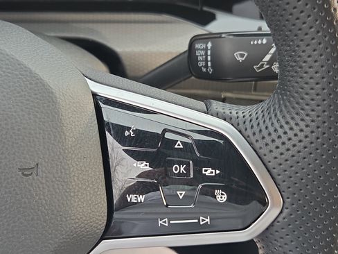 Used 2023 Volkswagen GTI Autobahn image 23