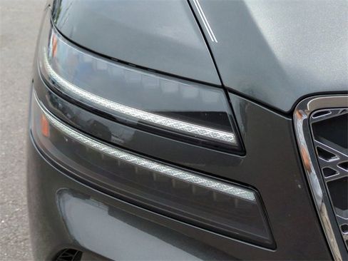 Certified 2025 Genesis G80 2.5T image 10