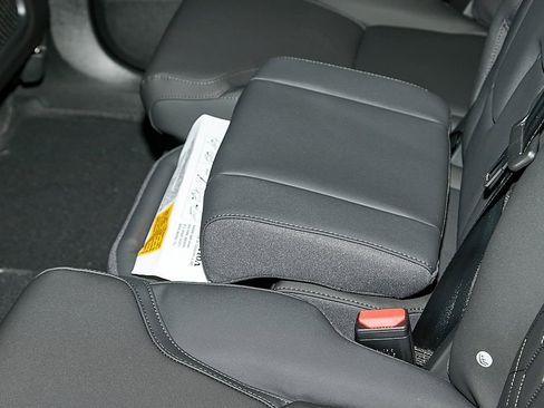 New 2026 Volvo XC90 B6 Plus w/ Protection Package image 20