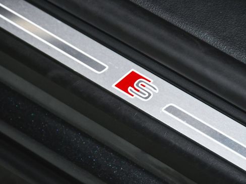 Used 2023 Audi SQ8 Premium Plus w/ Executive Package AWD/4WD image 14