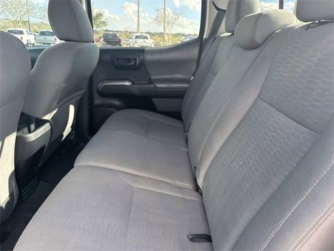 Used 2019 Toyota Tacoma SR5 image 15