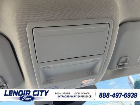 Used 2023 Ford Escape Active w/ Tech Pack #2 FWD image 17