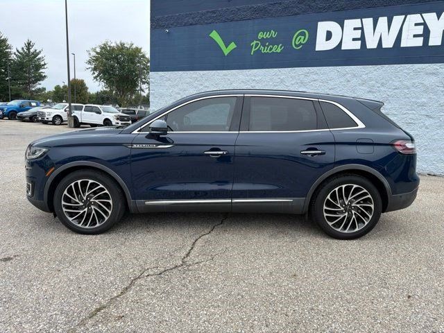 Used 2019 Lincoln Nautilus Reserve FWD image 2