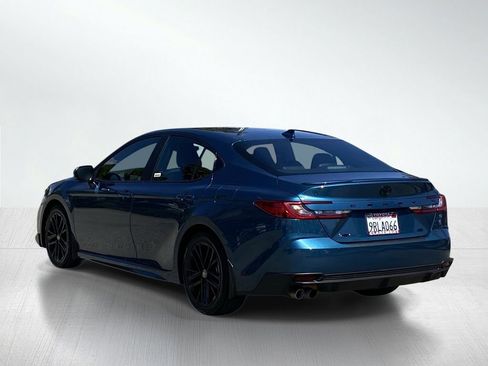 Certified 2025 Toyota Camry SE image 4