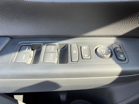 Used 2023 Honda CR-V Sport image 24