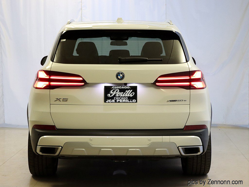 Used 2026 BMW X5 xDrive50e w/ Climate Comfort Package AWD/4WD image 7