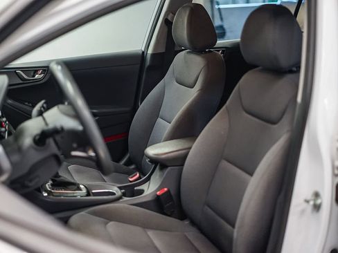 Used 2020 Hyundai Ioniq Blue image 17