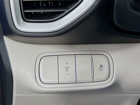 New 2026 Hyundai Venue SEL image 9